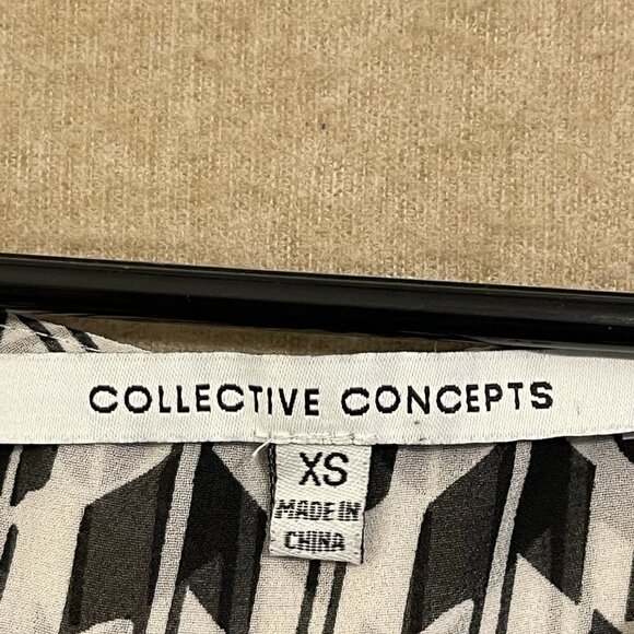Collective Concepts Blouse Women's XS Black & White Sheer Sleeveless - Picture 5 of 12